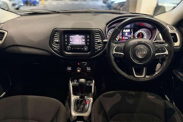 2018 Jeep Compass Sport M6