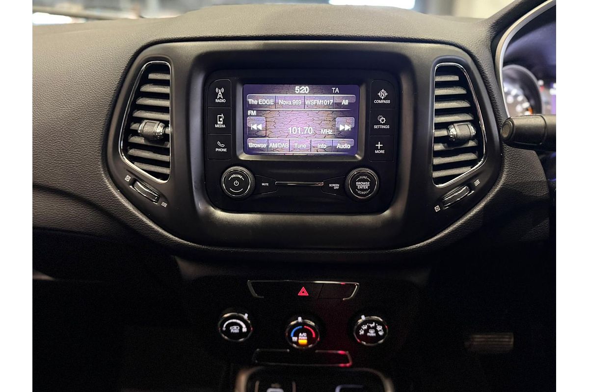 2018 Jeep Compass Sport M6