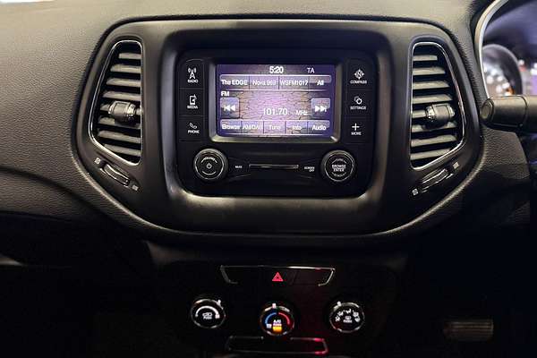 2018 Jeep Compass Sport M6