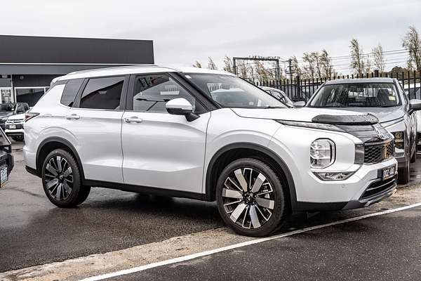 2025 Mitsubishi Outlander Aspire ZM