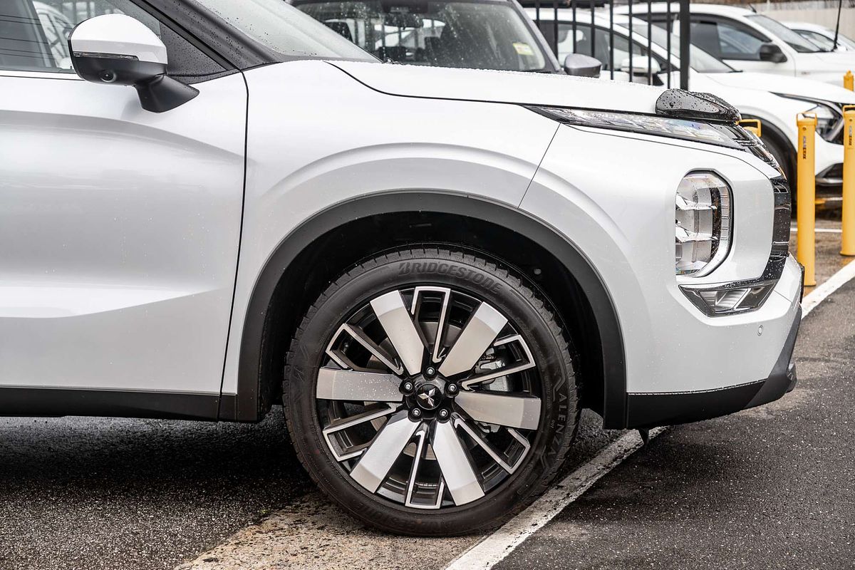 2025 Mitsubishi Outlander Aspire ZM
