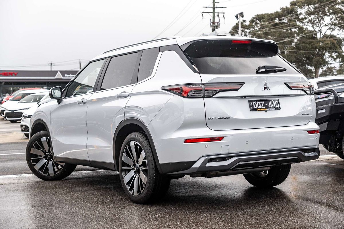 2025 Mitsubishi Outlander Aspire ZM