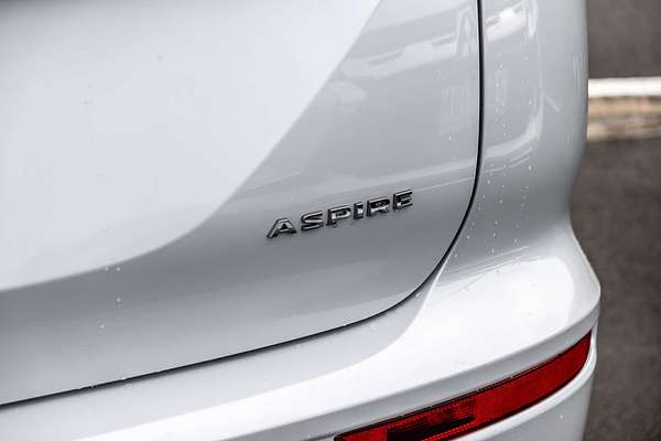 2025 Mitsubishi Outlander Aspire ZM
