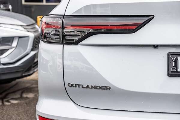 2025 Mitsubishi Outlander Aspire ZM