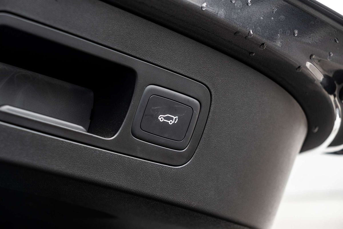 2025 MG QS Essence IS31