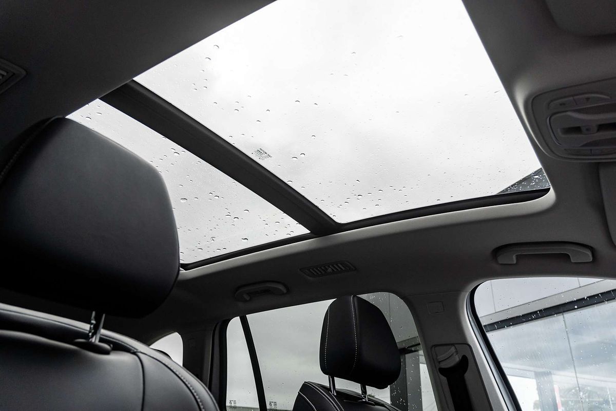 2025 MG QS Essence IS31