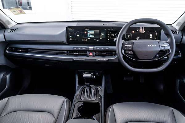 2025 Kia K4 Sport+ CL4m