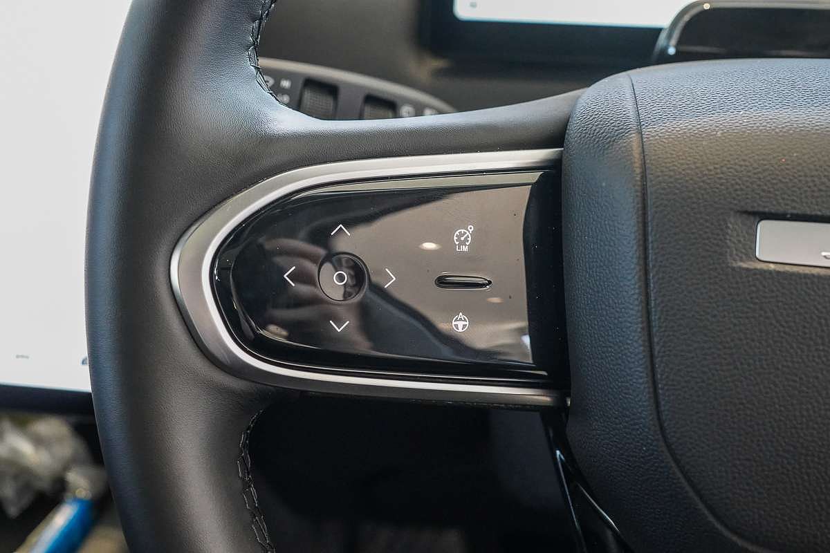 2025 Jaecoo J7 SHS Summit