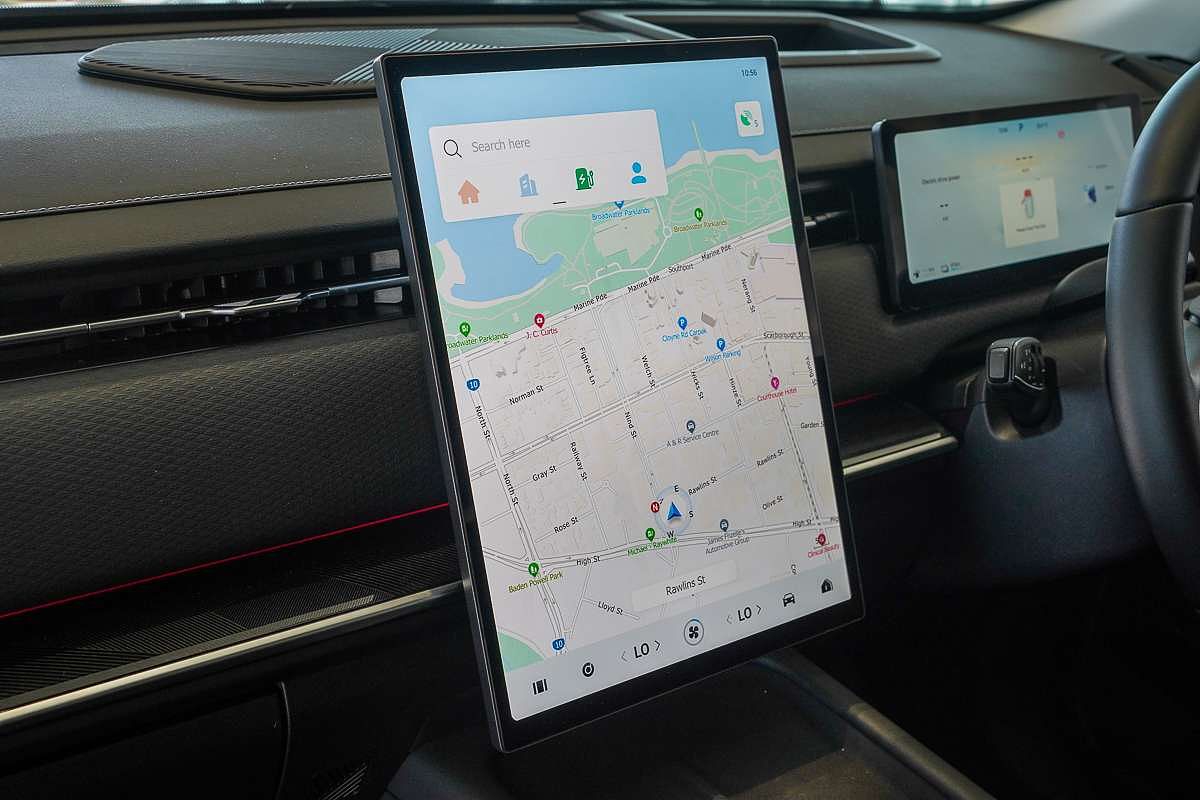 2025 Jaecoo J7 SHS Summit