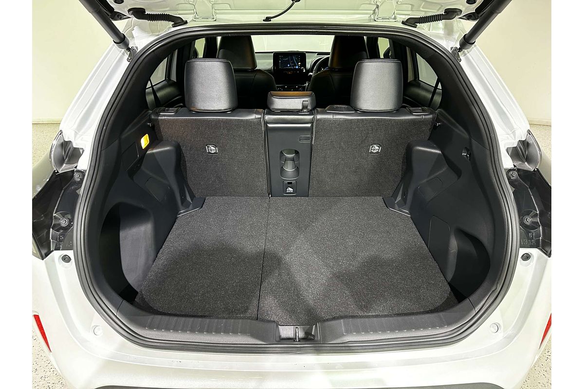 2025 Toyota Yaris Cross Urban MXPJ10R