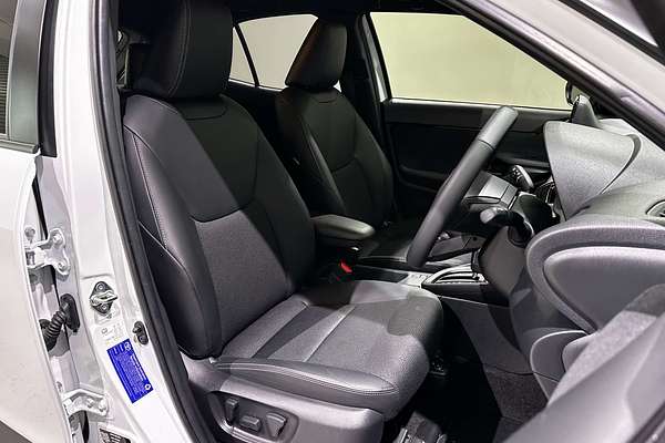 2025 Toyota Yaris Cross Urban MXPJ10R