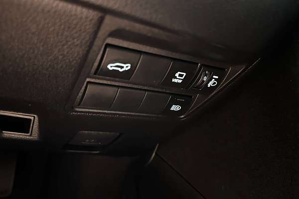 2025 Toyota Yaris Cross Urban MXPJ10R