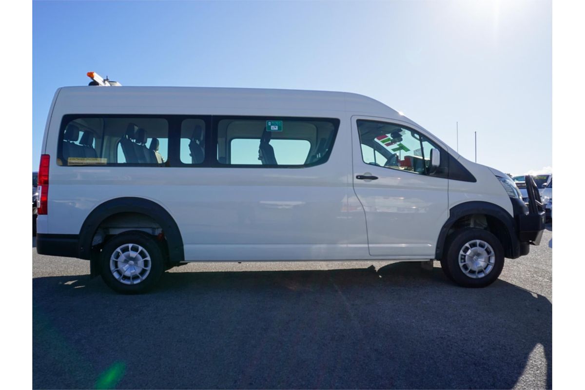 2022 Toyota Hiace Commuter GDH322R ELWB High Roof