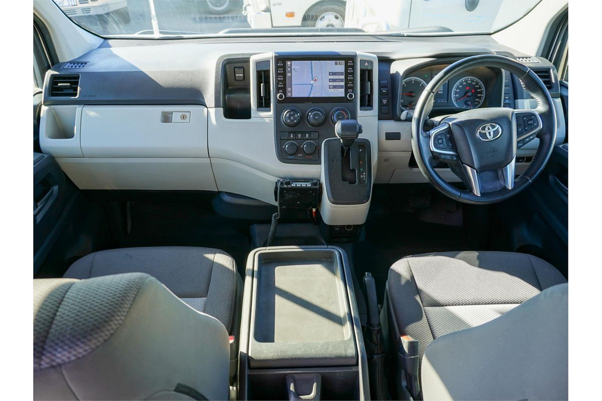 2022 Toyota Hiace Commuter GDH322R ELWB High Roof