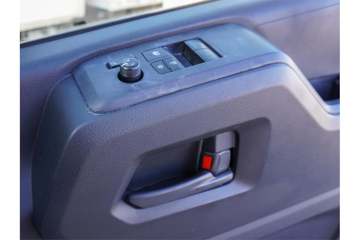 2022 Toyota Hiace Commuter GDH322R ELWB High Roof