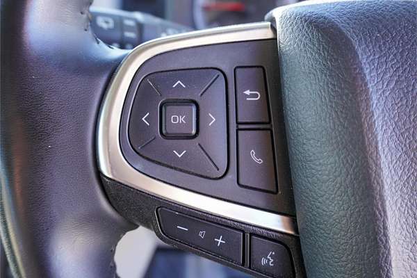 2022 Toyota Hiace Commuter GDH322R ELWB High Roof