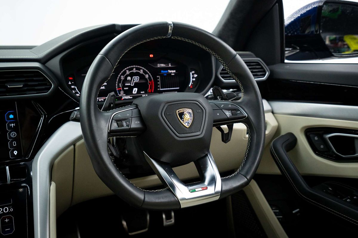2023 Lamborghini Urus S 636