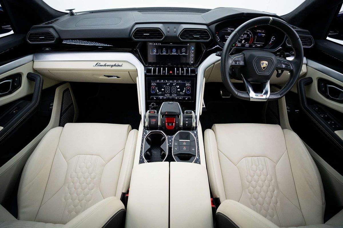 2023 Lamborghini Urus S 636