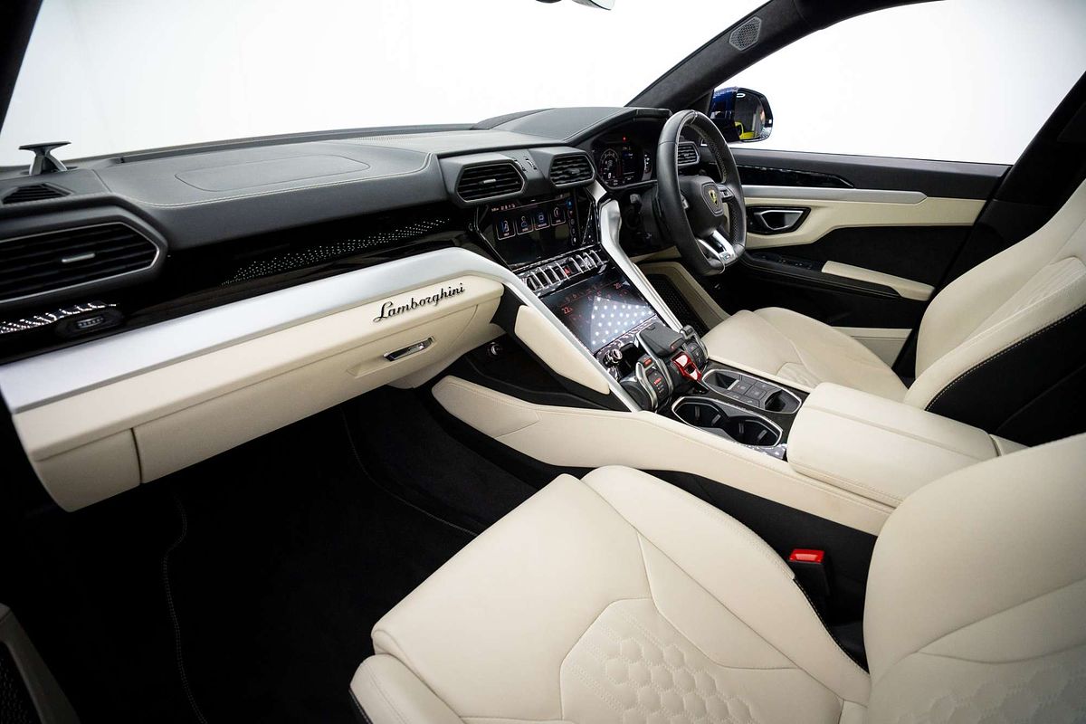 2023 Lamborghini Urus S 636