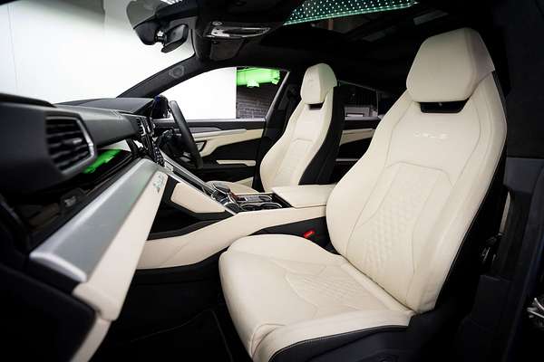 2023 Lamborghini Urus S 636