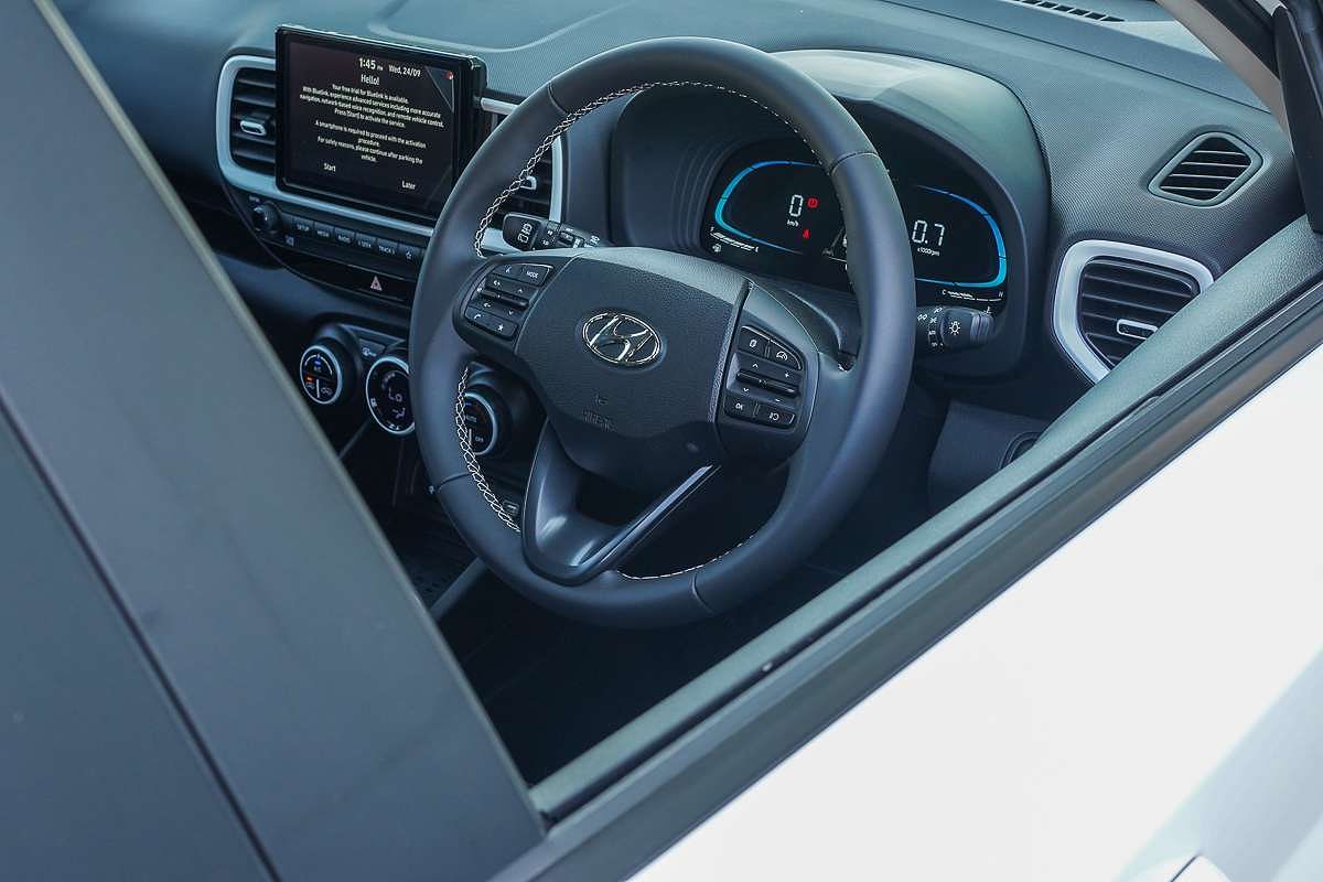2025 Hyundai Venue Elite QX.V5