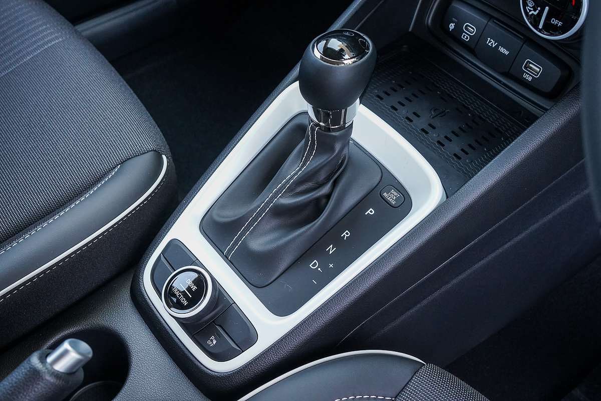 2025 Hyundai Venue Elite QX.V5