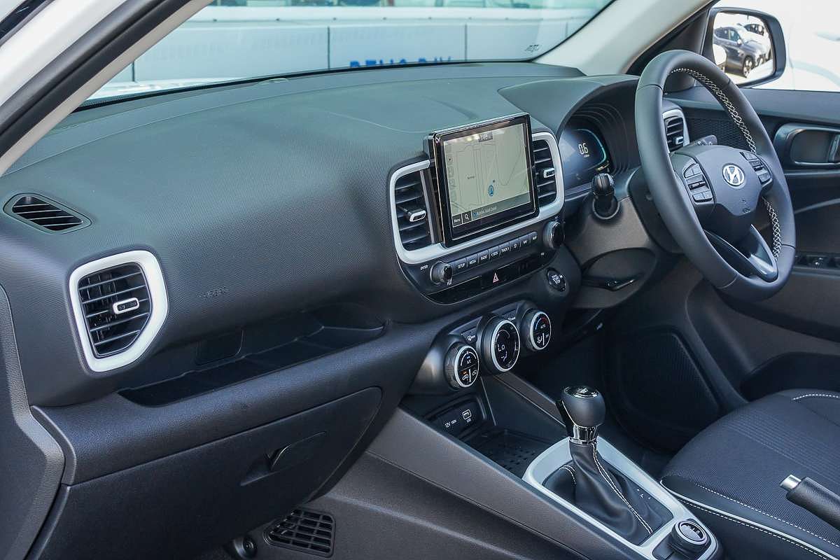 2025 Hyundai Venue Elite QX.V5