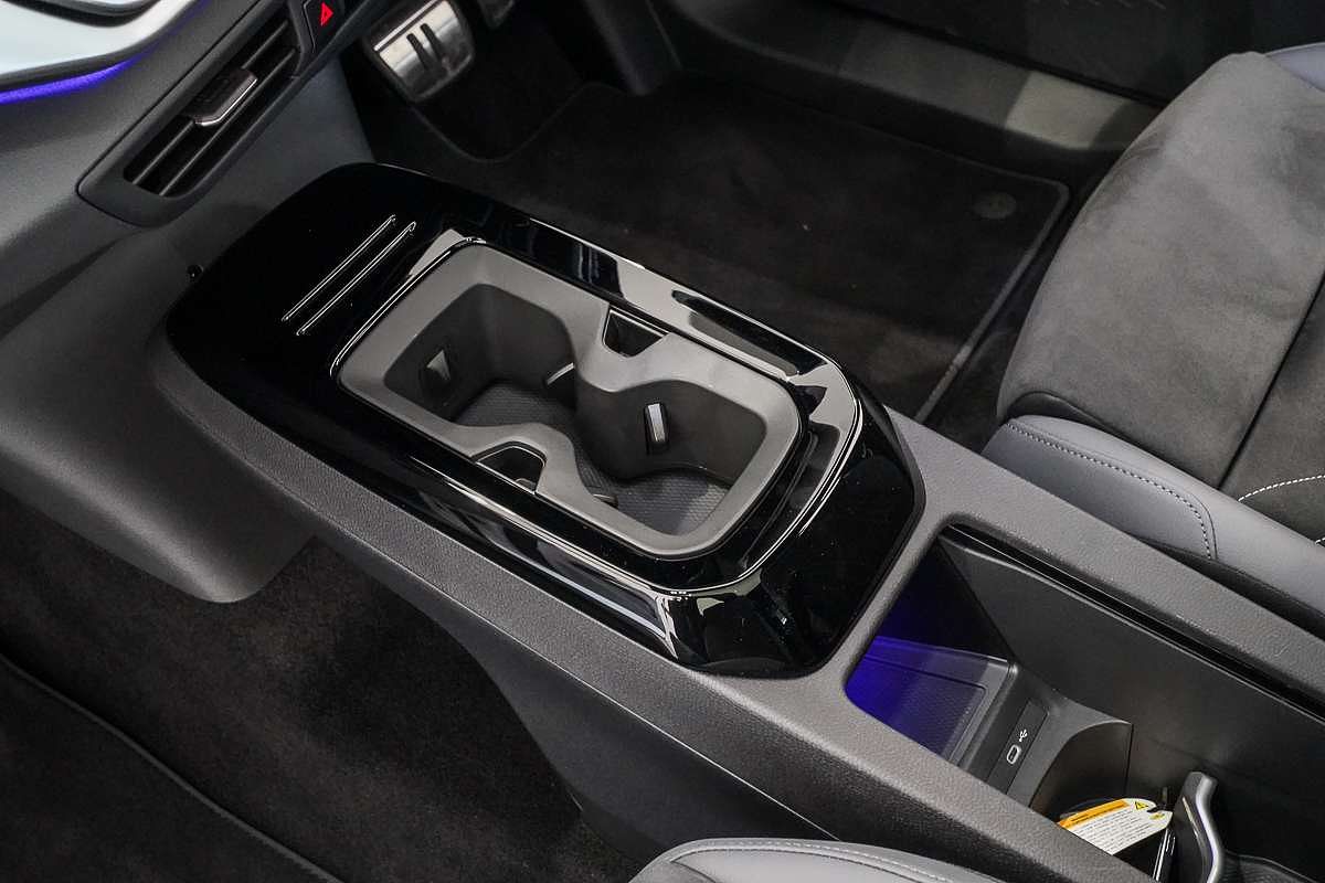 2025 Volkswagen ID.4 Pro E2