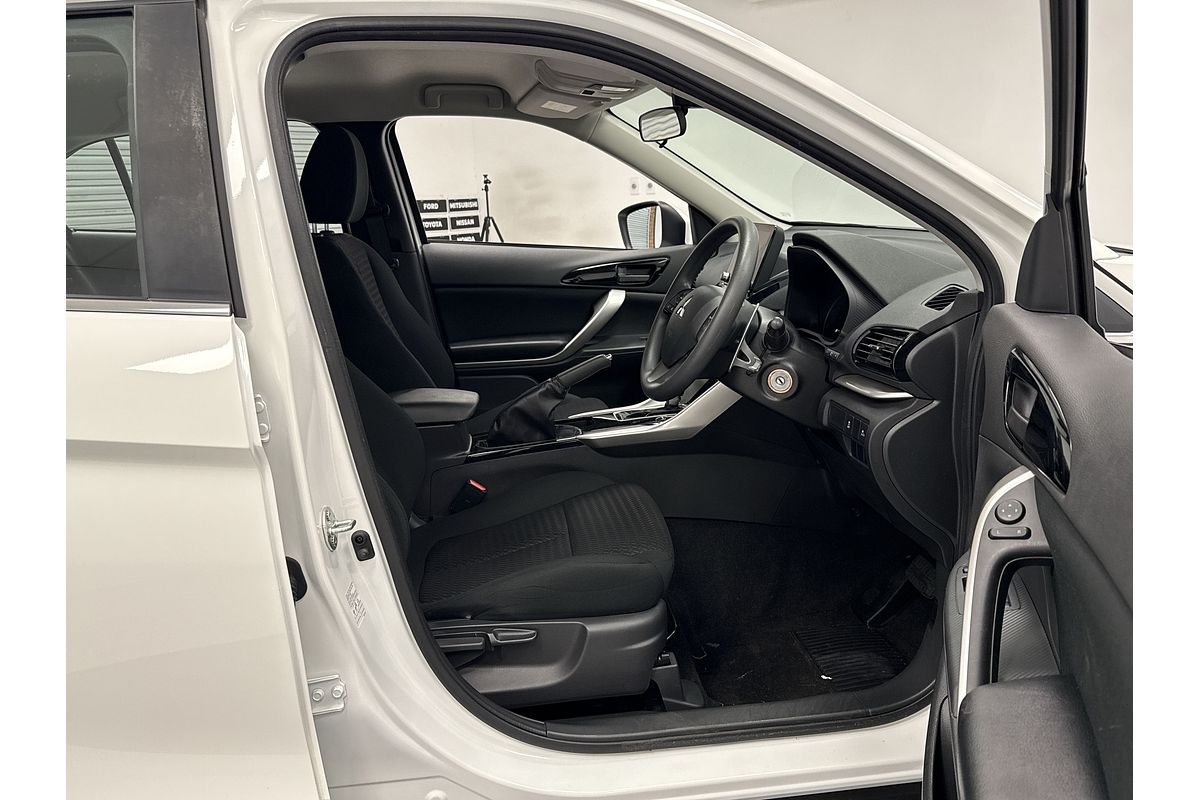 2023 Mitsubishi Eclipse Cross ES YB