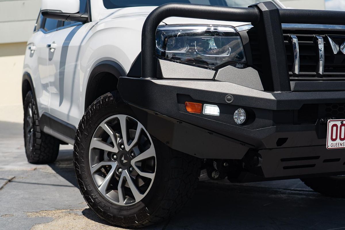 2023 Mahindra Scorpio Z8