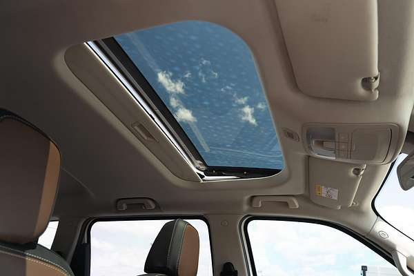2023 Mahindra Scorpio Z8
