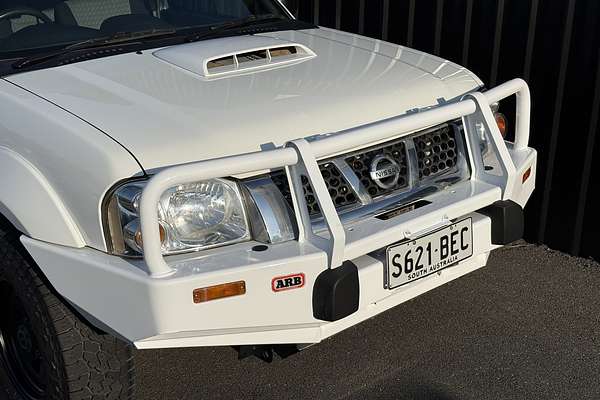 2010 Nissan Navara ST-R D22 4X4