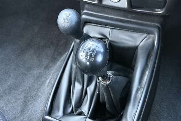 2010 Nissan Navara ST-R D22 4X4