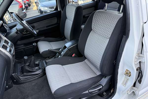2010 Nissan Navara ST-R D22 4X4