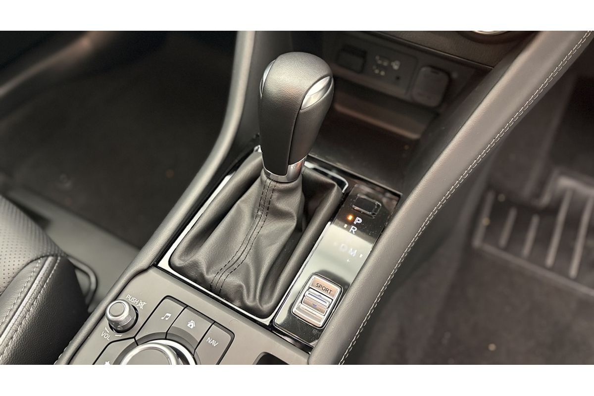 Mazda  I 6AUTO G20 AKARI PETROL FWD