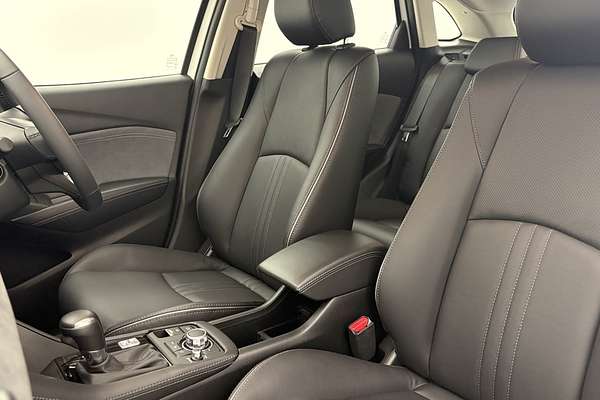 2024 Mazda CX-3 G20 Akari DK