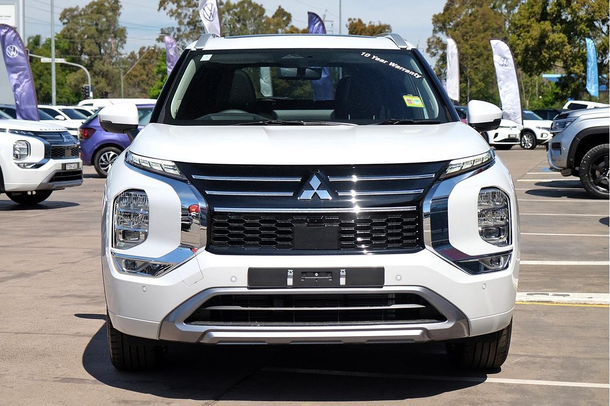 2025 Mitsubishi Outlander Exceed ZM