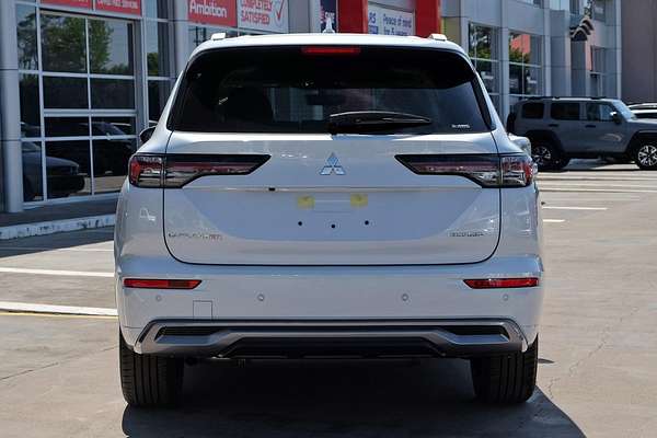 2025 Mitsubishi Outlander Exceed ZM