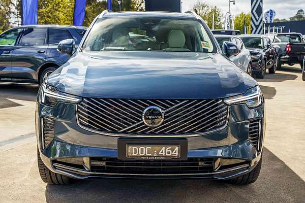 2025 Volvo XC90 Ultra B5 Bright