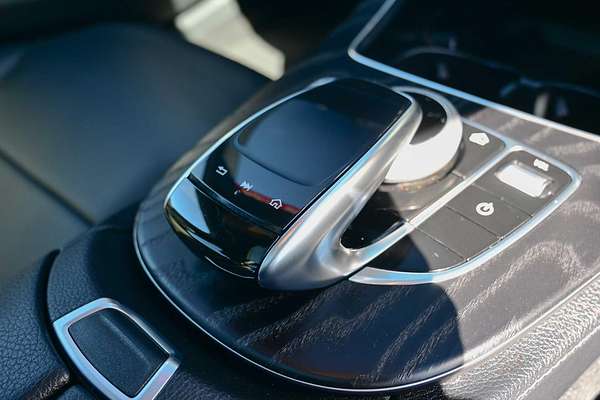 2020 Mercedes-Benz E-Class E300 W213