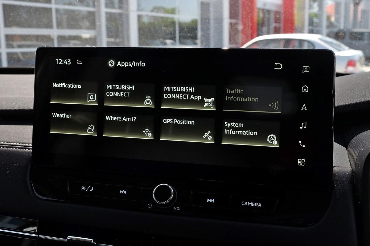 2025 Mitsubishi Outlander Exceed ZM