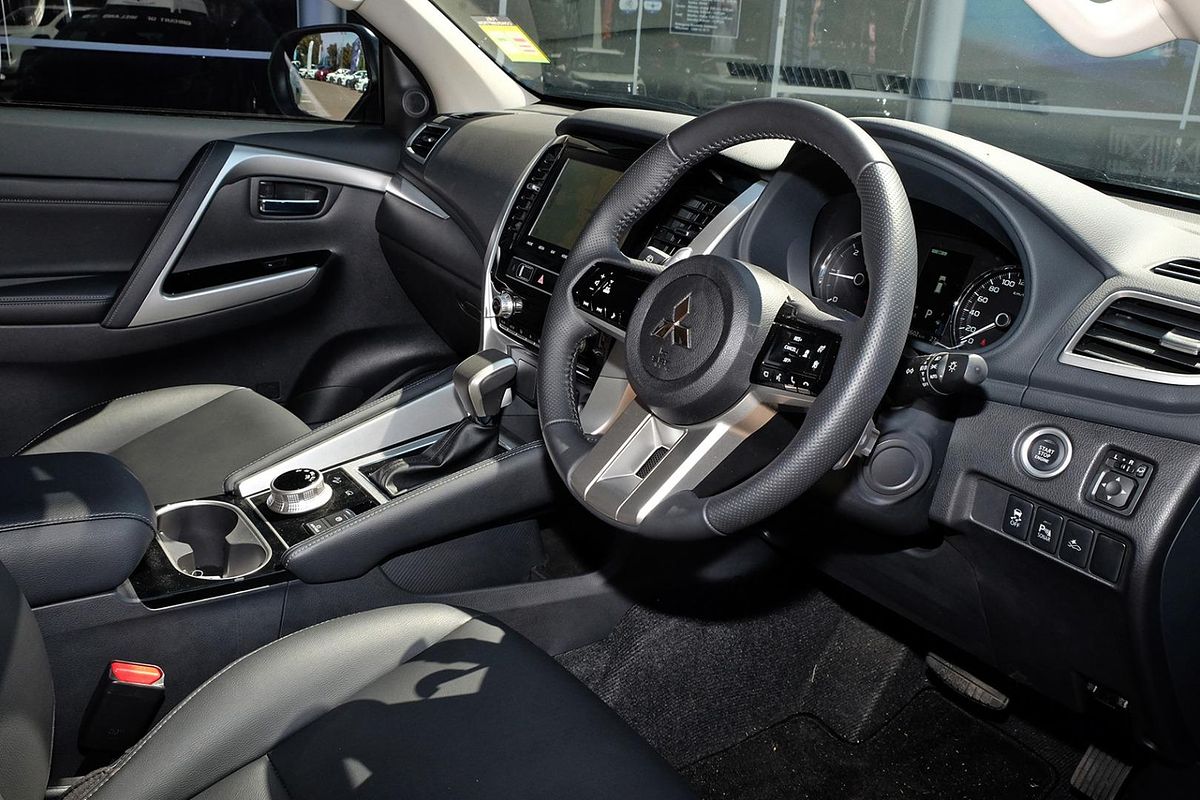 2024 Mitsubishi Pajero Sport GLS QG