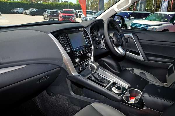 2024 Mitsubishi Pajero Sport GLS QG