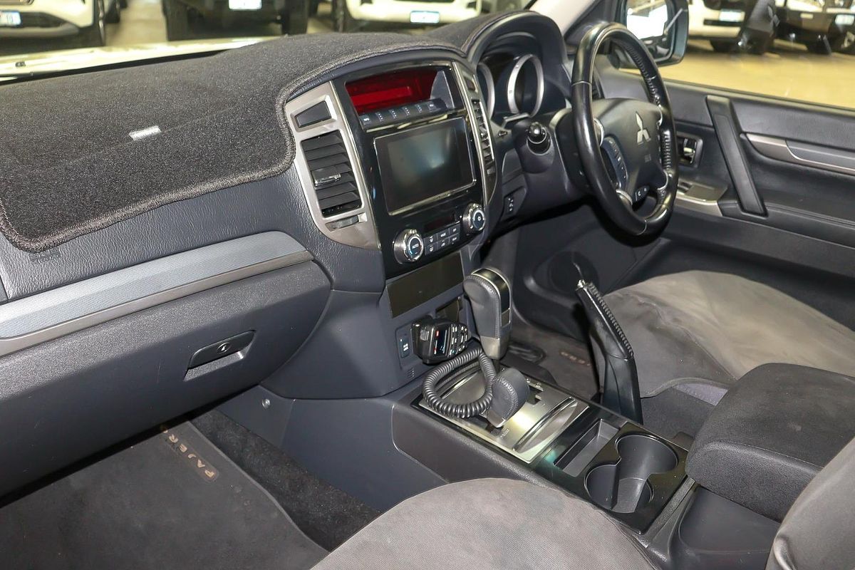 2020 Mitsubishi Pajero GLX NX