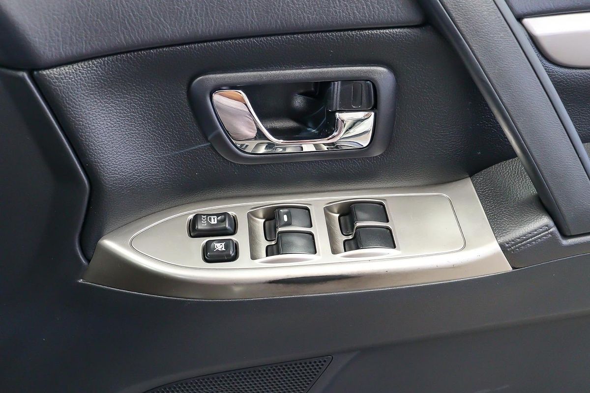 2020 Mitsubishi Pajero GLX NX