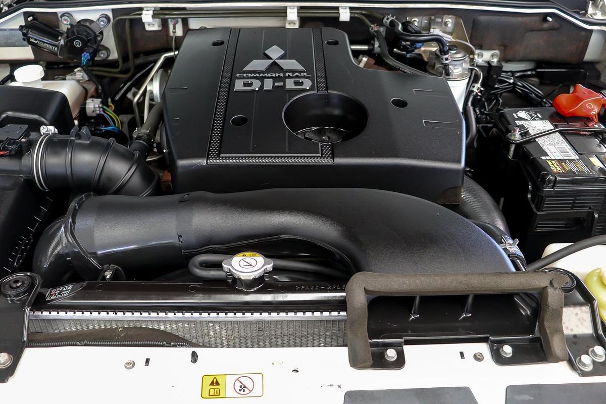 2020 Mitsubishi Pajero GLX NX