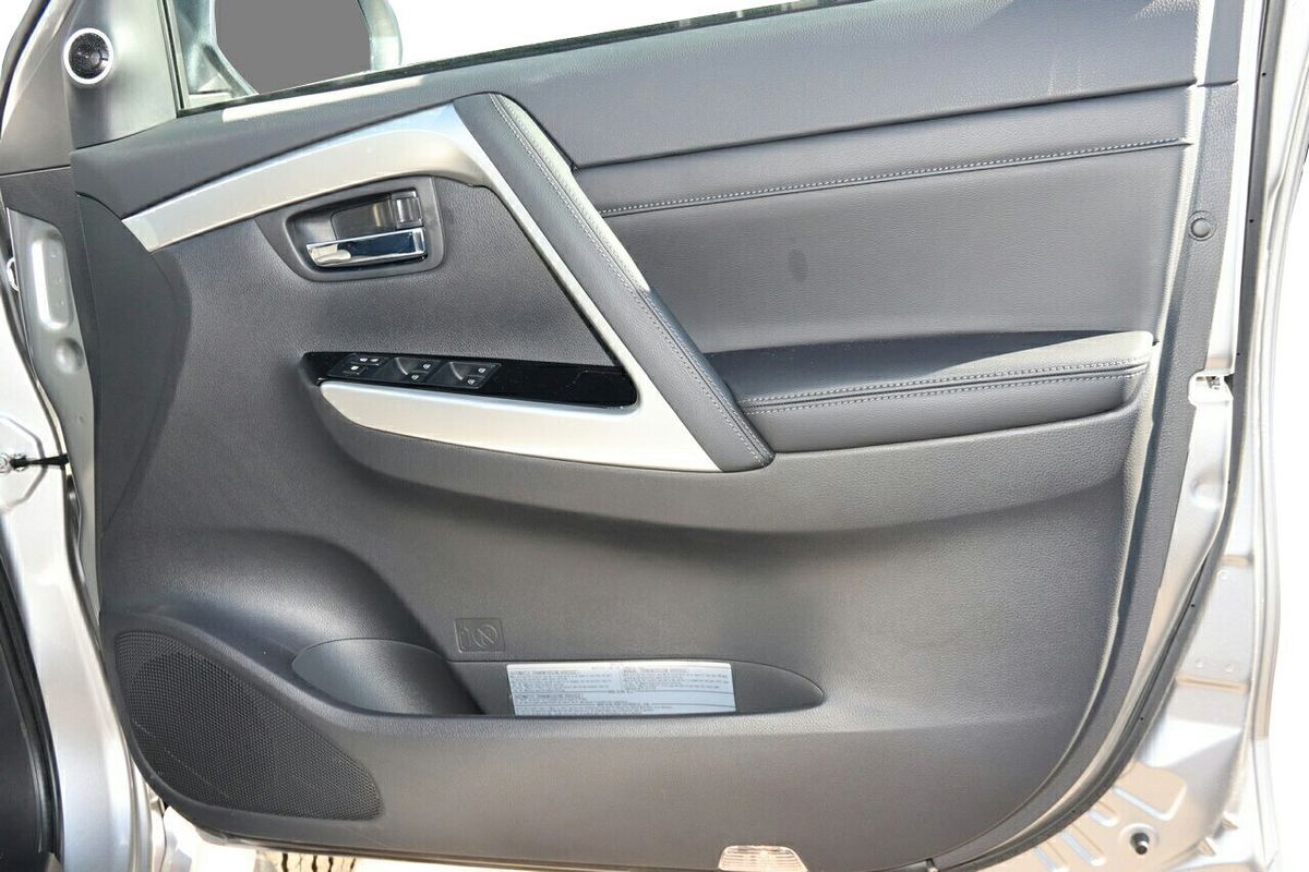 2025 Mitsubishi Pajero Sport Exceed QG