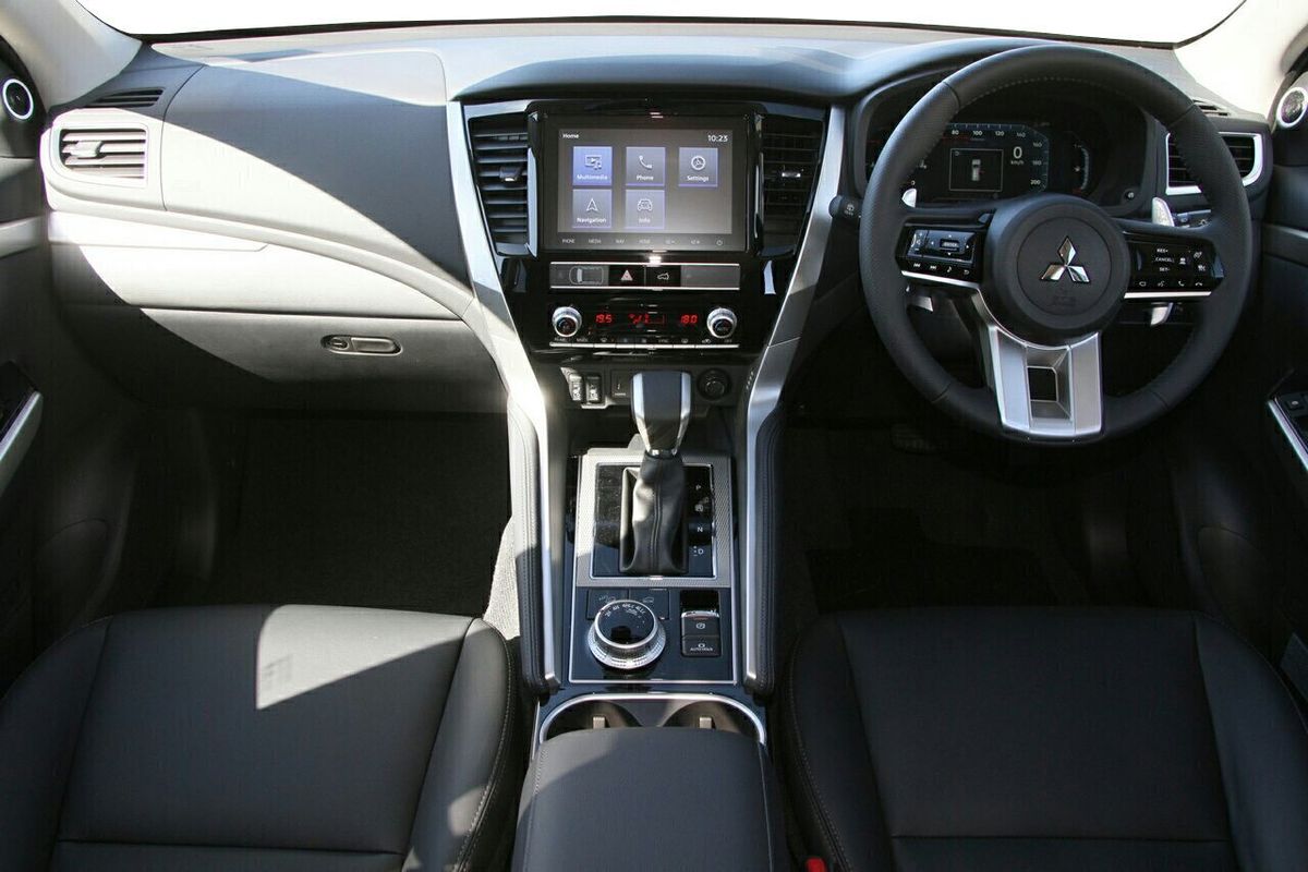 2025 Mitsubishi Pajero Sport Exceed QG