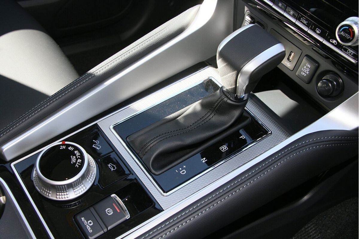 2025 Mitsubishi Pajero Sport Exceed QG