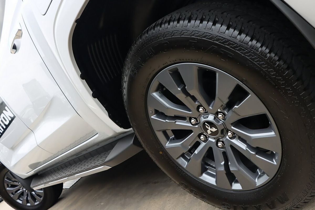 2025 Mitsubishi Triton GLS MV 4X4